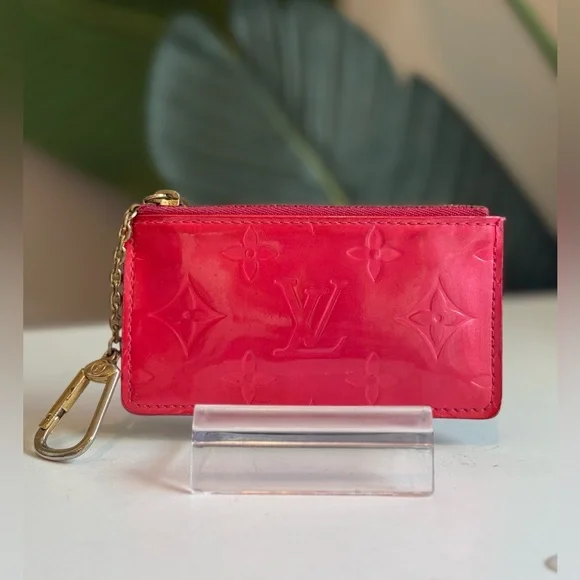 Louis Vuitton ‘Monogram Vernis Pochette Clés’ - Picture 1 of 9